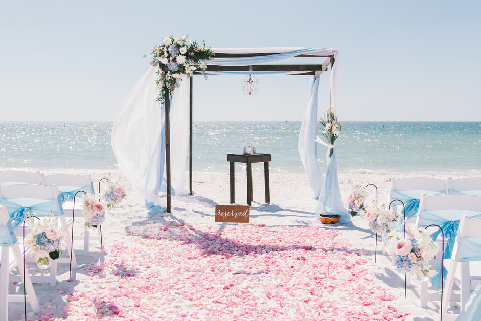 Decoration of a Beach Wedding
